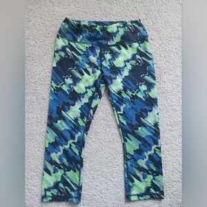 Women's Reebok Capri Leggings Size Small